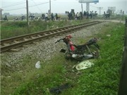 Bóng đá anh, ngoại hạng anh, lịch thi đấu euro 2012, Tàu hoả đâm xe máy, một người chết ngay tại chỗ